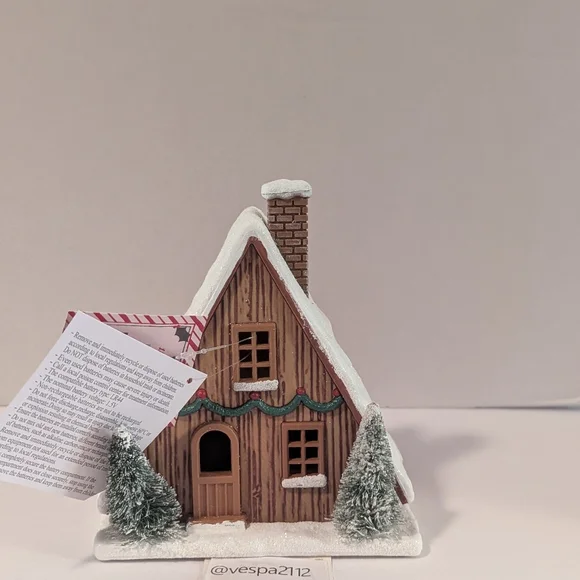 Target Bullseye Playground Christmas Village 4pc Set Gingerbread House Cocoa - Picture 13 of 15